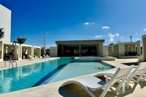 V56: 3BR Retreat with Pool & BBQ Fun